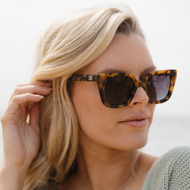 Harper Honey Tort Sunglasses